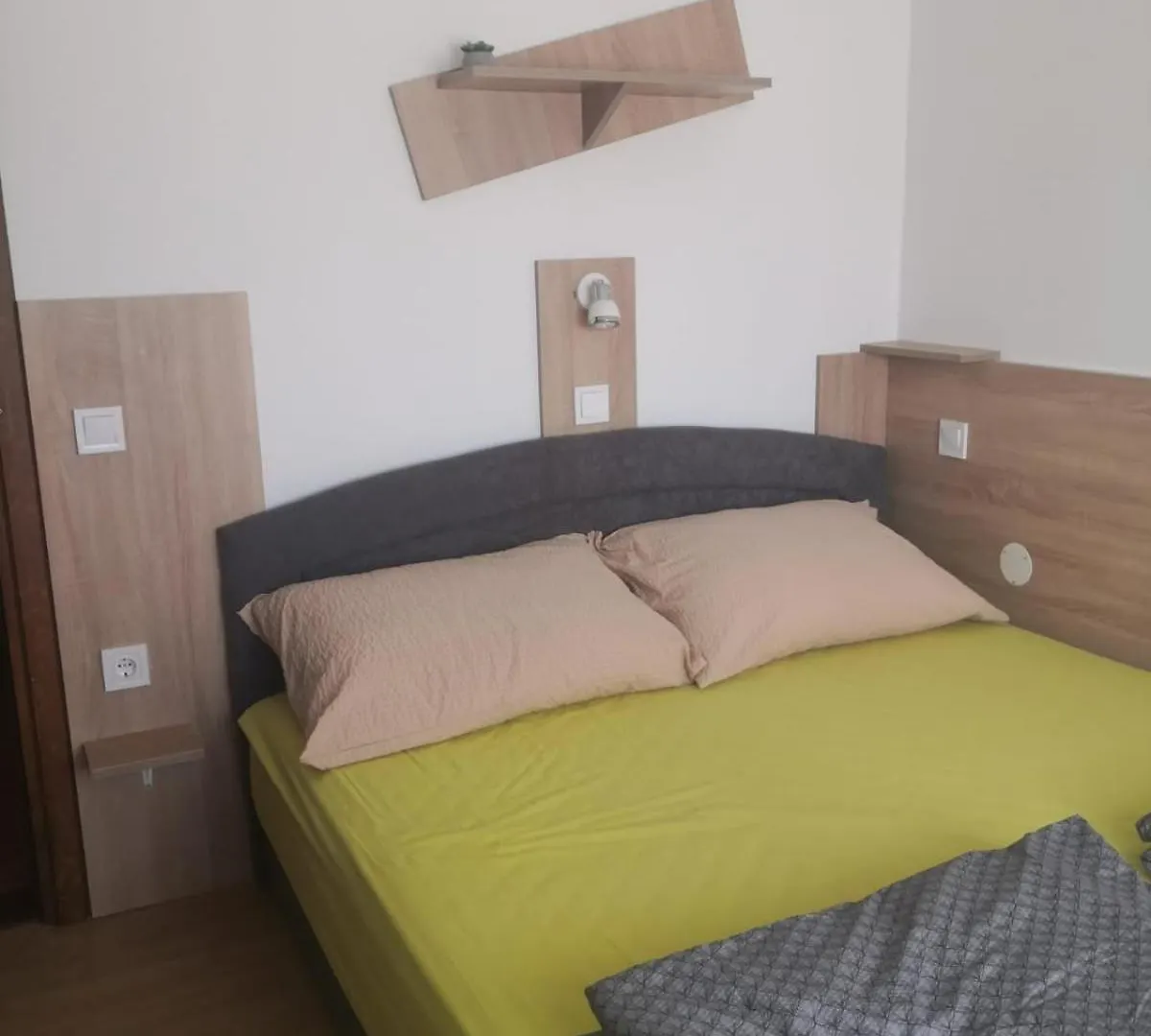 Apartman Niko Vir Lejlighed
